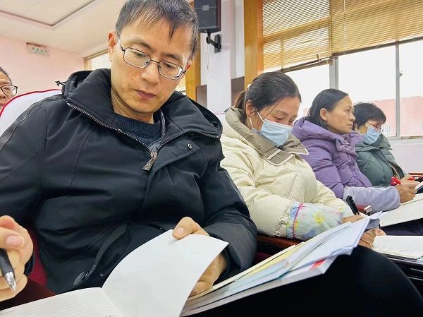 4a8683cac54046da930adb24d249953e.jpg 4a8683cac54046da930adb24d249953e.jpg