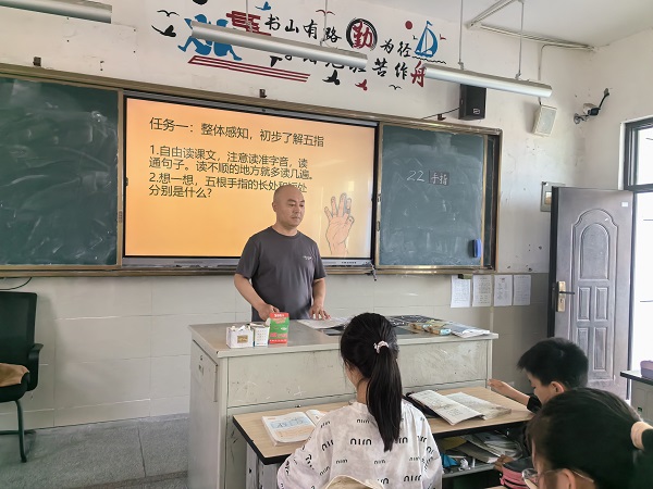 81d1313b118448e2beac5341b0a7a86c.jpg 81d1313b118448e2beac5341b0a7a86c.jpg