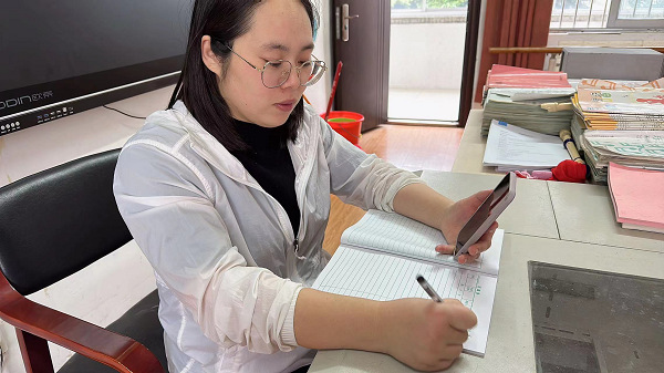 70d967ec7bcc4c77868193d1165c382b.png 70d967ec7bcc4c77868193d1165c382b.png