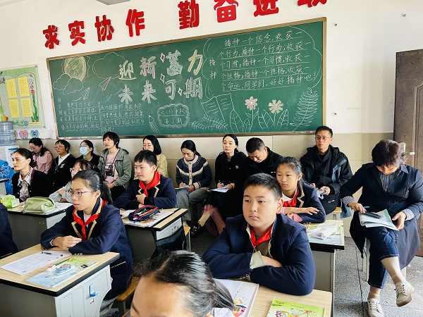 0af6bd37d6394297ac25779c0624d487.jpg 0af6bd37d6394297ac25779c0624d487.jpg