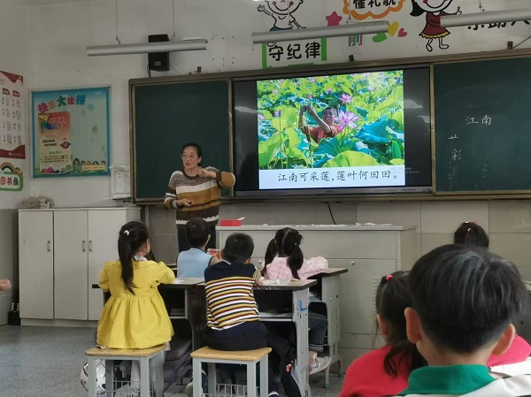 72d87865a05448bba312e377e8cc3605.jpg 72d87865a05448bba312e377e8cc3605.jpg