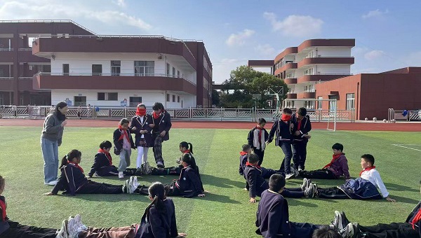 焕发“心”动力  携手共成长