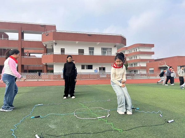 8b5c643f0be74904874ccf8d666c6552.jpg 8b5c643f0be74904874ccf8d666c6552.jpg