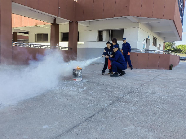 5d62d549edee4011a24d7d282d7bee4a.png 5d62d549edee4011a24d7d282d7bee4a.png